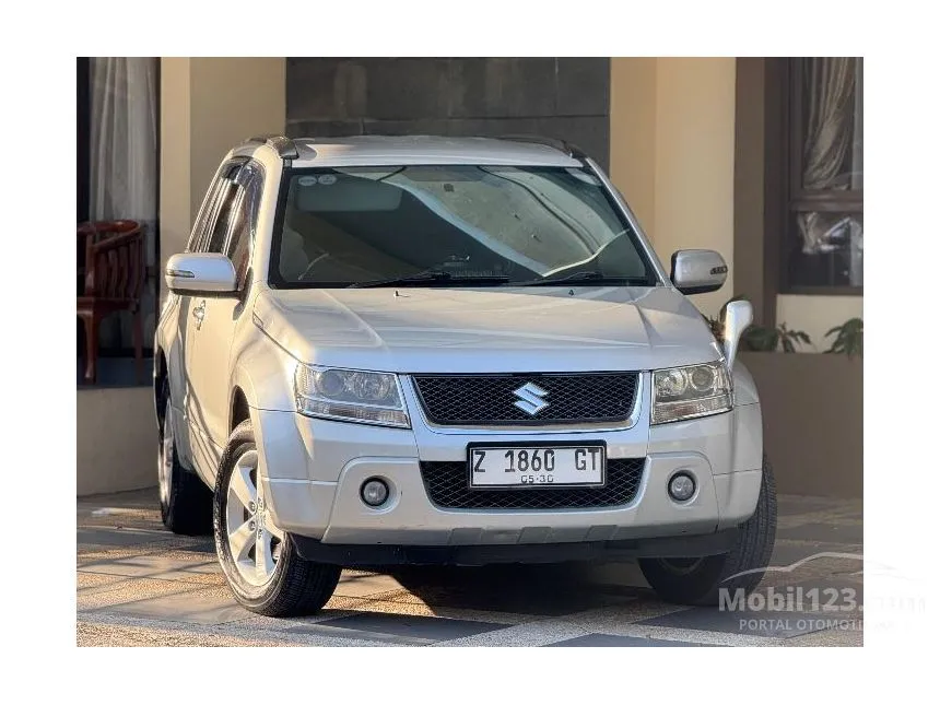 Suzuki Grand Vitara JLX 2.0 MT 2010